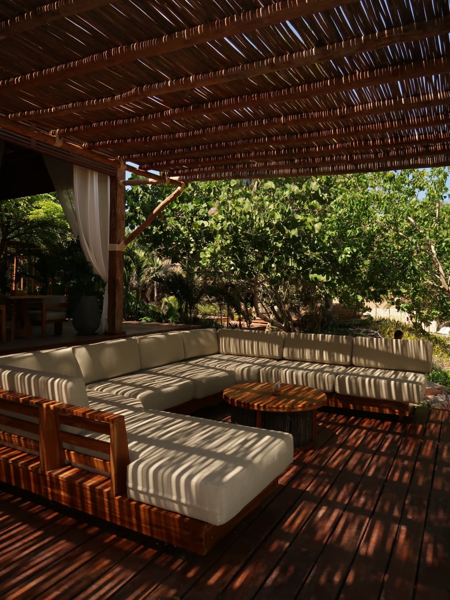 Lounge con vista al mar